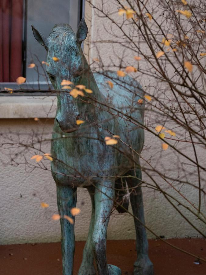 Voyage… Villa Noyers-sur-Serein Eksteriør billede
